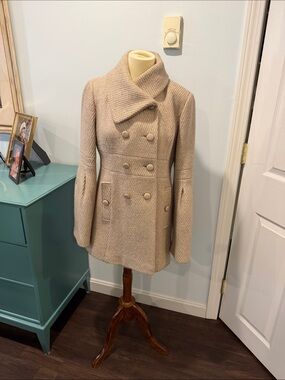 ANN TAYLOR LOFT WOMAN Double-Breasted Wool-Blend Coat/Beige w Gold flecks/ 2